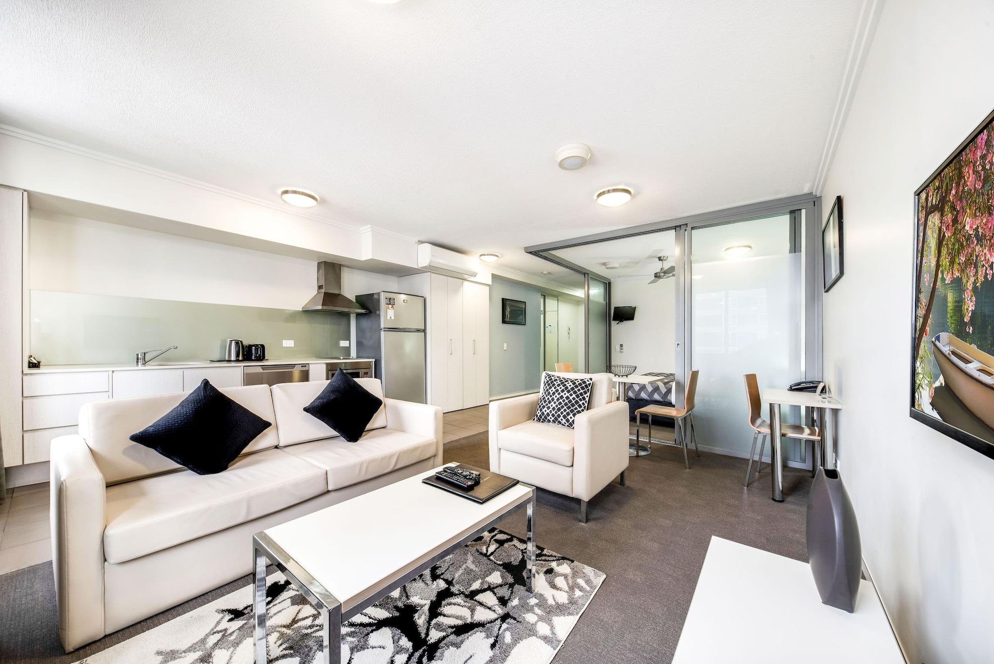 Aparthotel The Capitol 4*